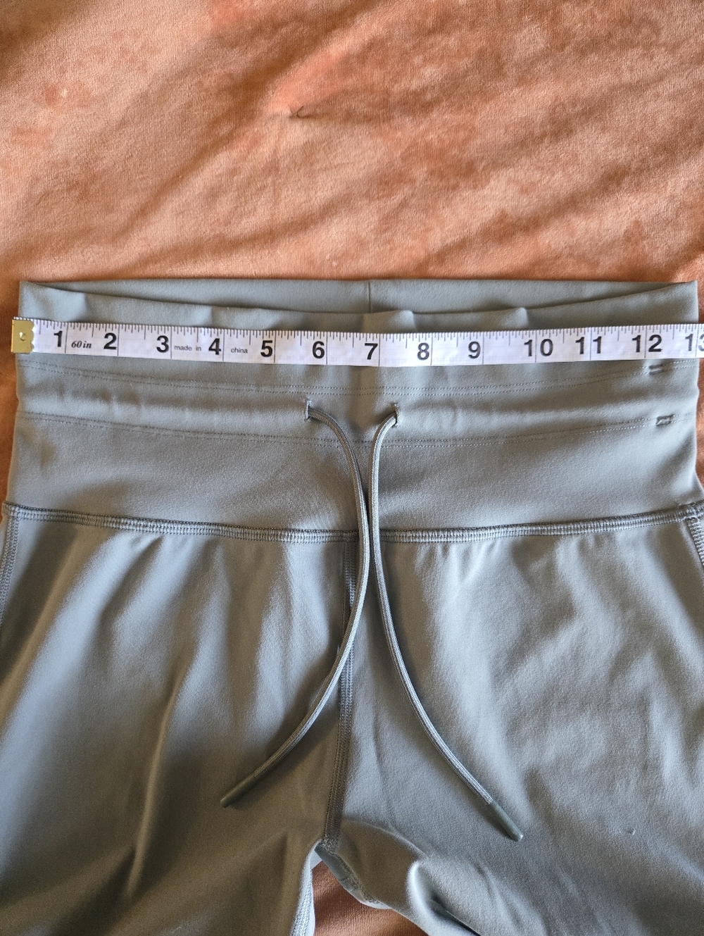 Vuori Women's Leggings - Picture 4 of 5